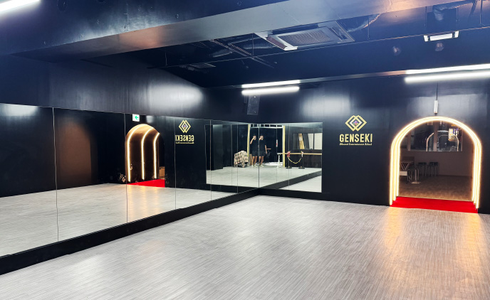 ダンススタジオ